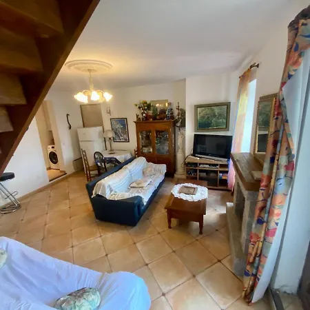 T2 65m² *